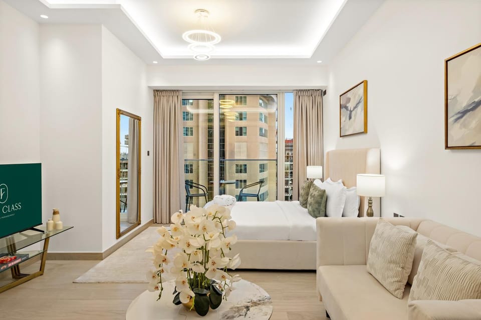 FIRST CLASS 1BR Burj Khalifa & Fountain View Apartment in Dubai