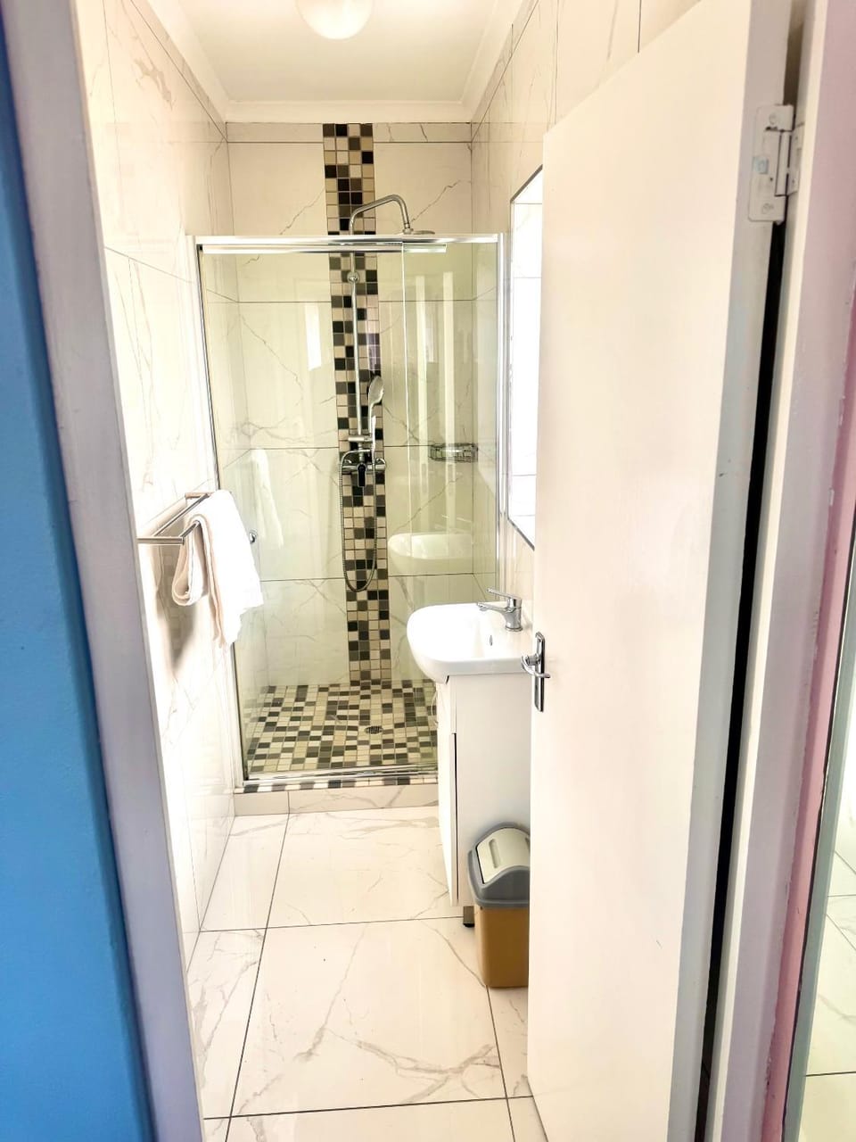 Private Guest Suite--Near Muizenberg Beach Apartment in Cape Town