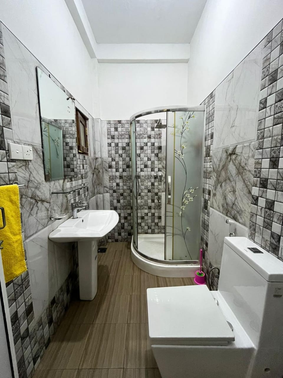 BeachBay Guest House Bed and Breakfast in Negombo