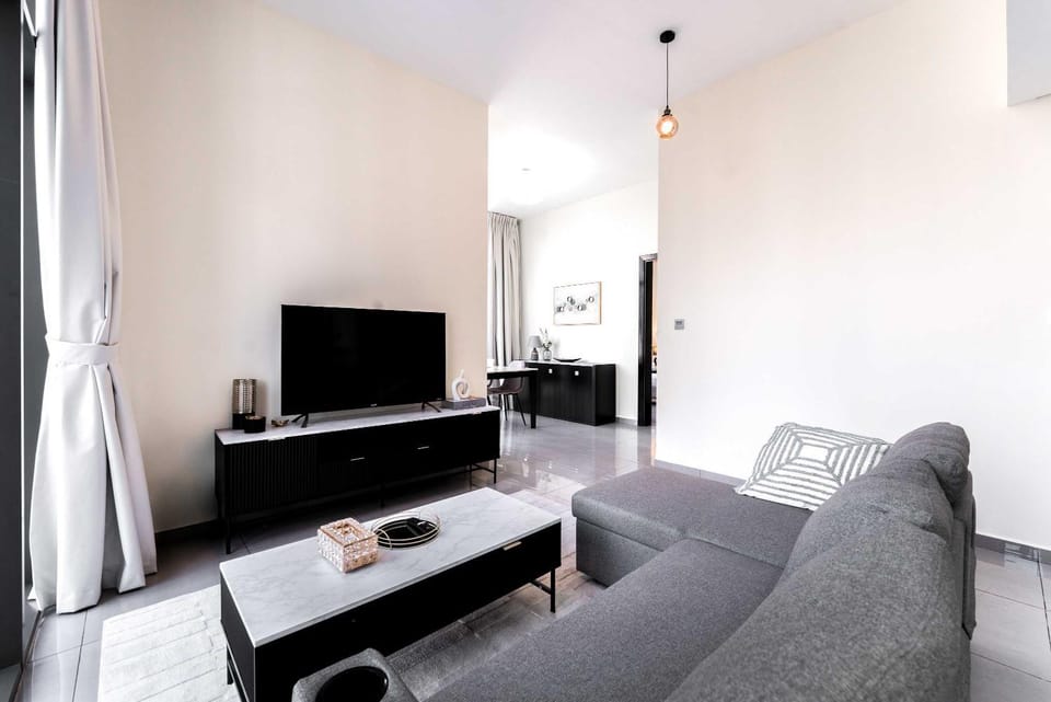 Free housekeeping visits during your stay - StayShort - Spacious 1 Bed in Business Bay that Sleeps 4 Apartment in Dubai