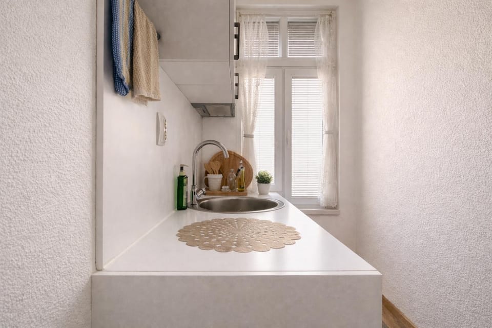 Kitchen or kitchenette, stove