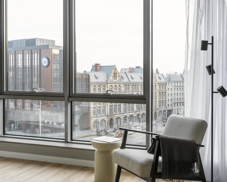 Seating area, City view