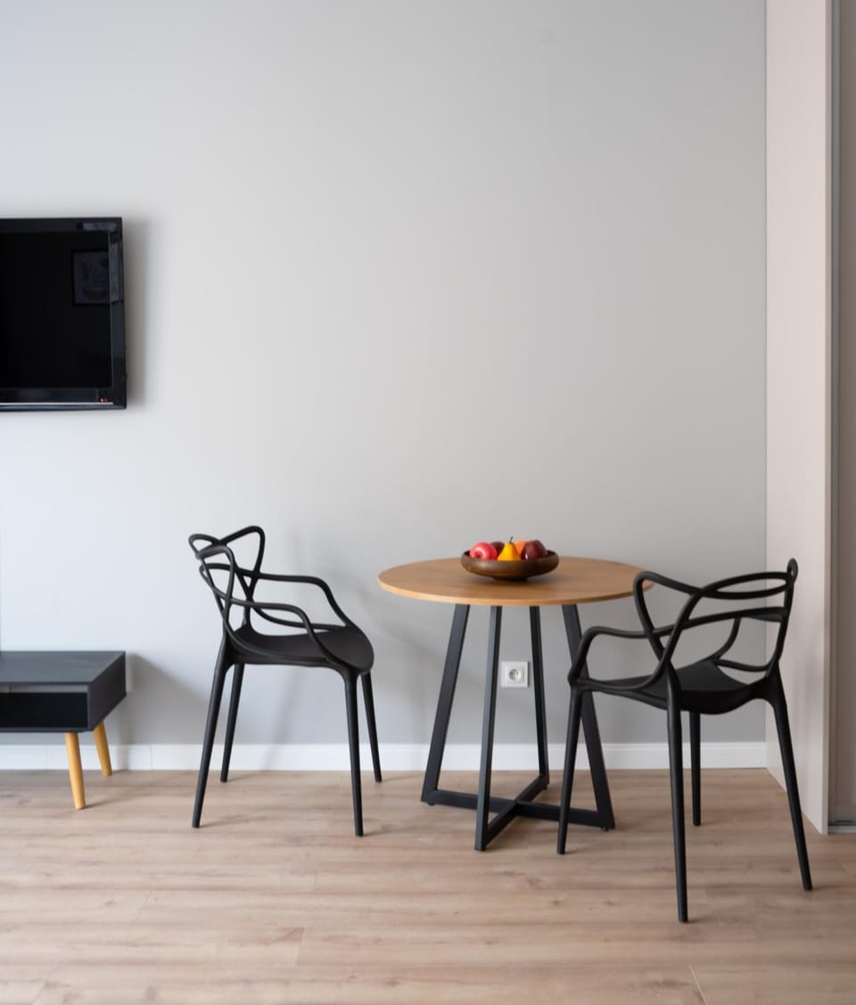 TV and multimedia, Dining area
