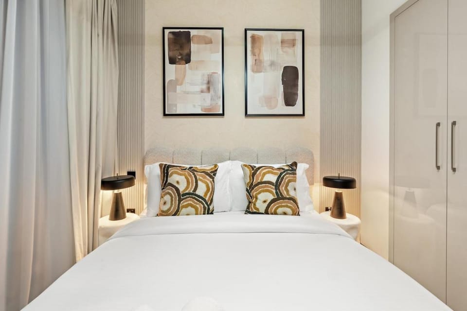 FIRST CLASS 2BR Classy Getaway Near Downtown Apartment in Dubai