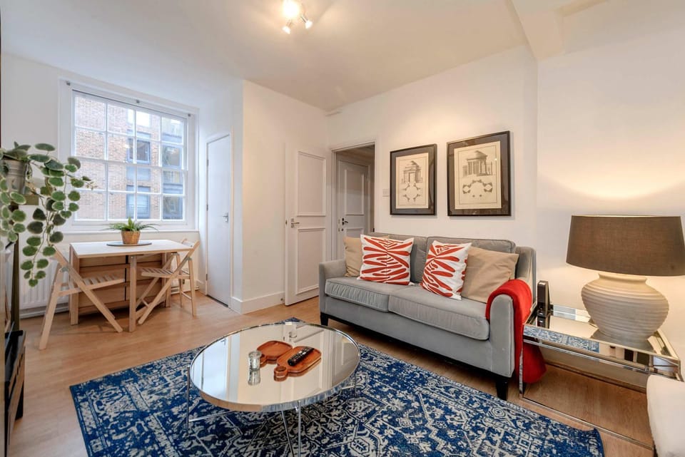 Stylish 2 bed - Tower Hamlets Apartment in London Borough of Hackney