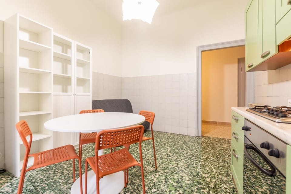 Dining area, Lunch