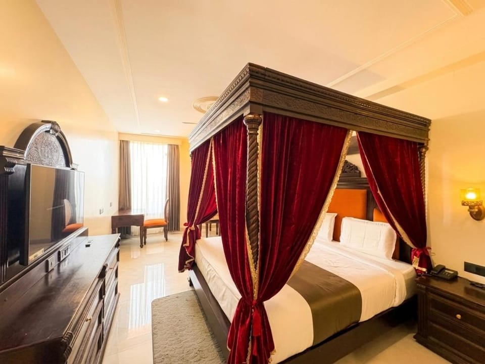 Bed, TV and multimedia