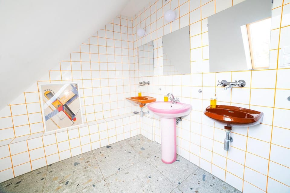 Toilet, Bathroom