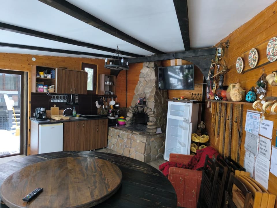 BBQ facilities, Kitchen or kitchenette