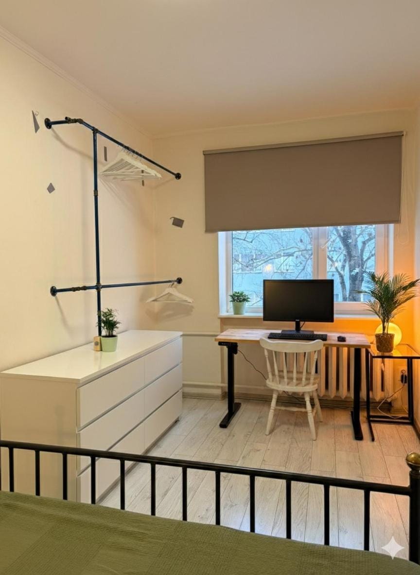 Bedroom, wardrobe