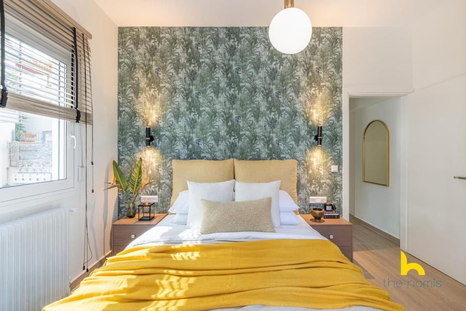 The Urban Jungle Escape Corner APT Near Acropolis Apartment in Kallithea