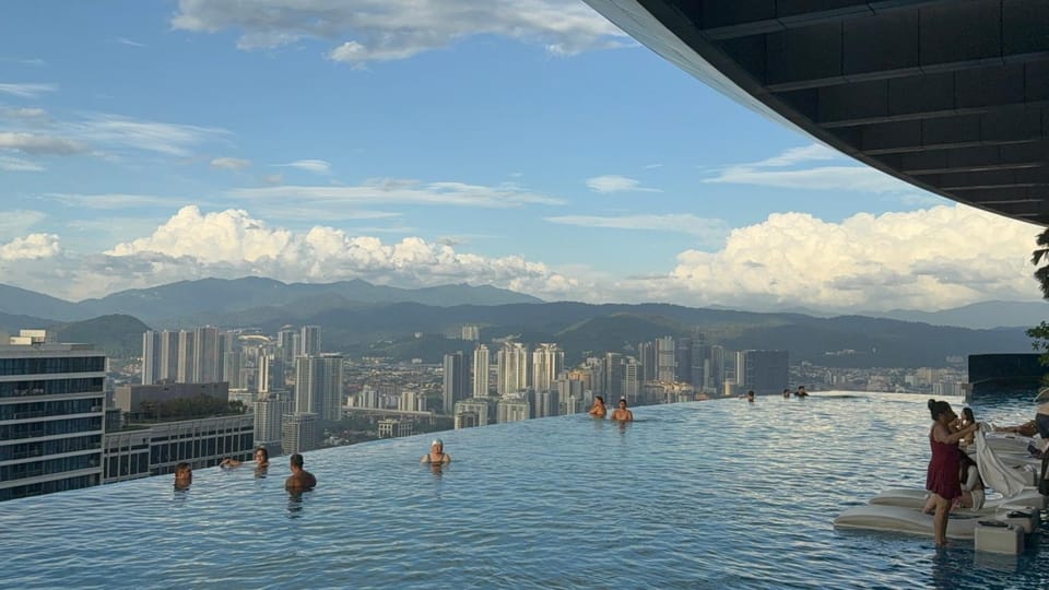 Nearby landmark, Day, People, Natural landscape, City view, Mountain view, Pool view, Swimming pool, group of guests