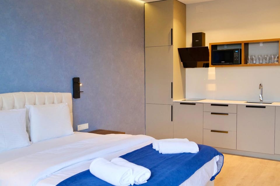 Seaside Studio in Batumi w Large Balcony - Wehost Apartment in Batumi