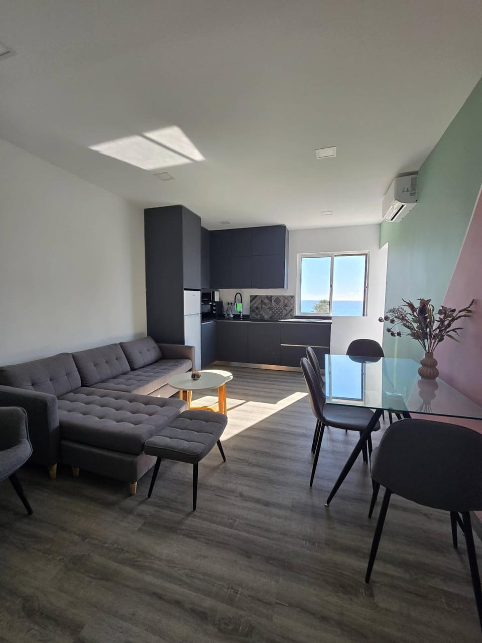 Communal lounge/ TV room, Living room
