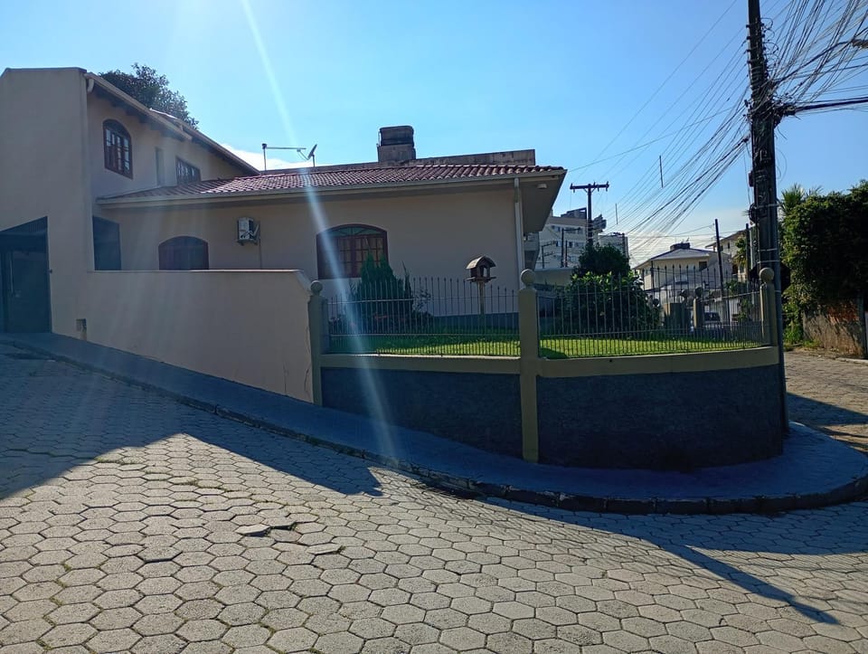 Casa 4 Quartos garagem 3 carros, churrasqueira e ar condicionado, Villa in São José