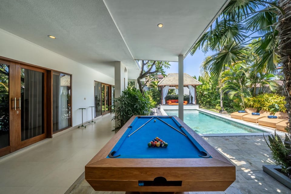 Billiard, Pool view, Pool view, Swimming pool, Swimming pool
