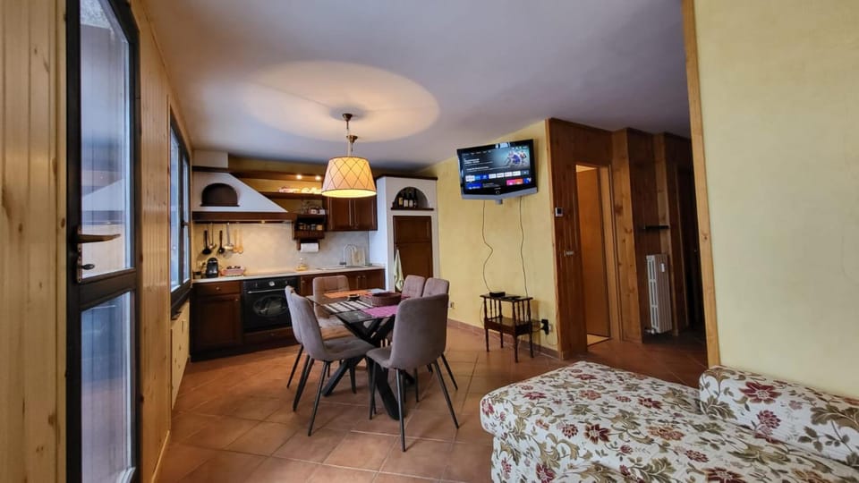 Beautiful 3-room apartment ski-in ski-out Cervinia Apartment in Breuil-Cervinia