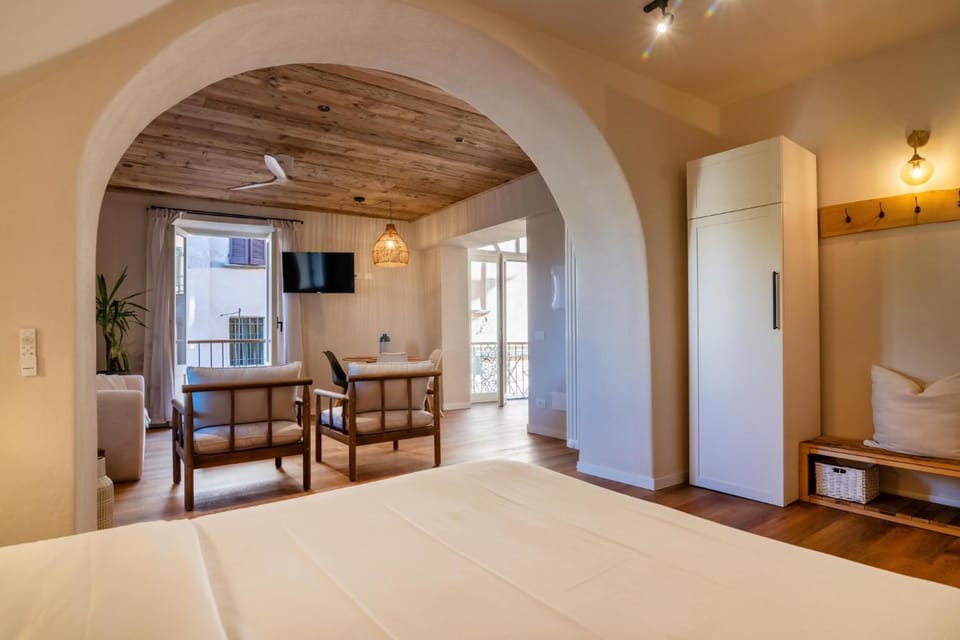 Hortus appartamento in centro storico Apartment in Orta San Giulio