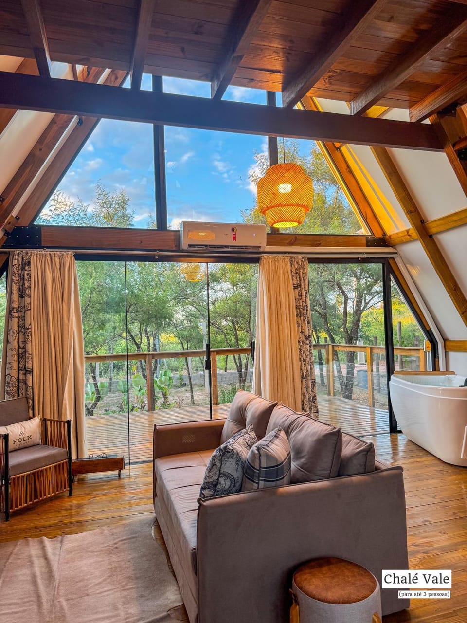 Living room, Garden view