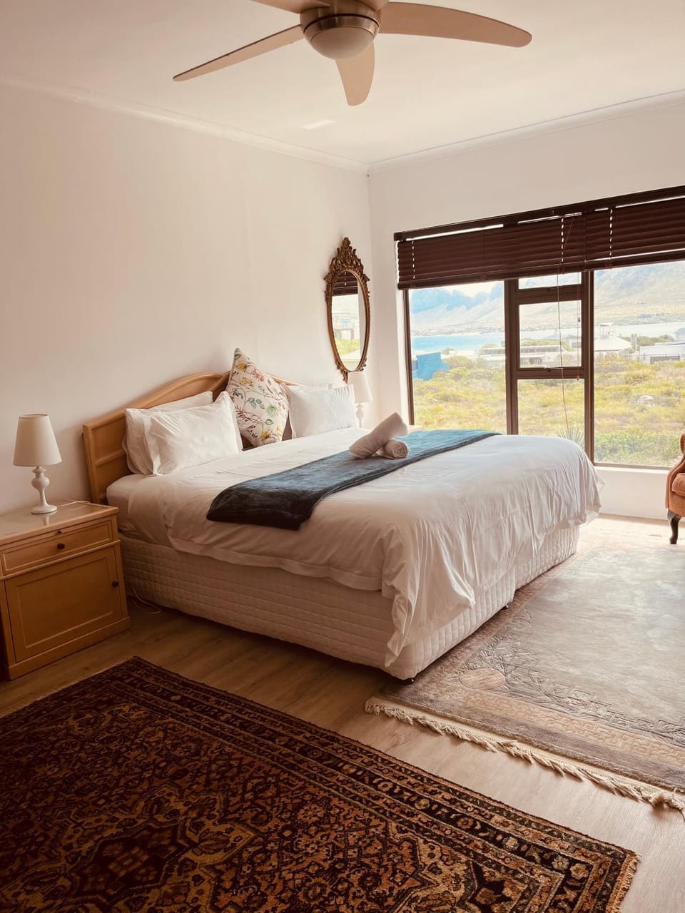 Leah's View Apartment in Cape Town