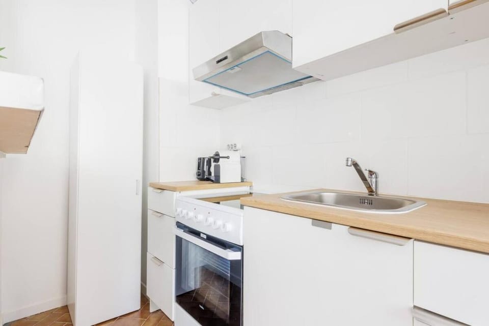 Bright and comfortable 1-bedroom apartment Apartment in Paris