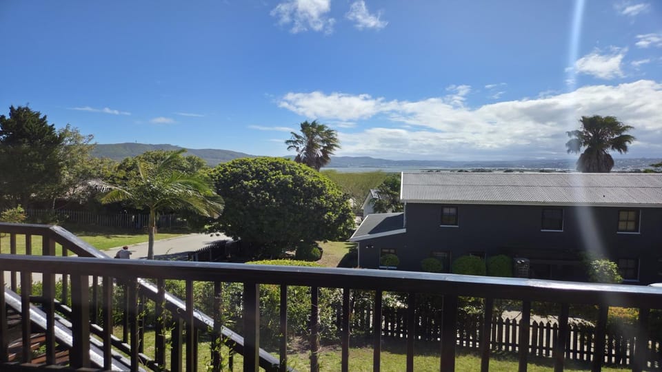 15 Marr Drive - Knysna House in Knysna
