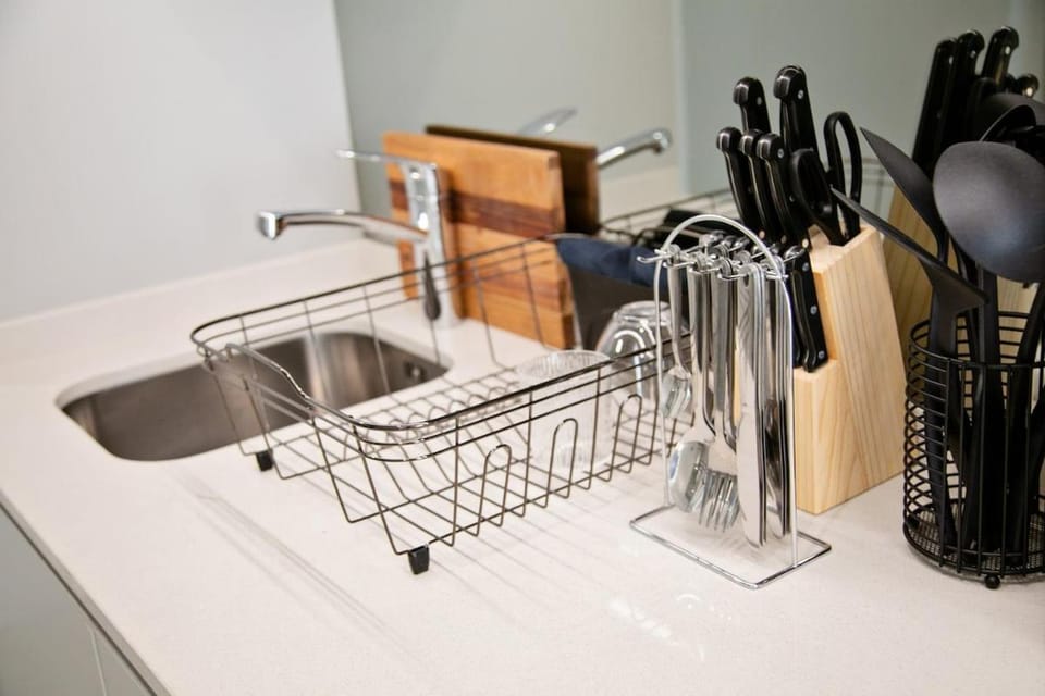 Ad Astra Studio Apartment - Waterfall Apartment in Sandton
