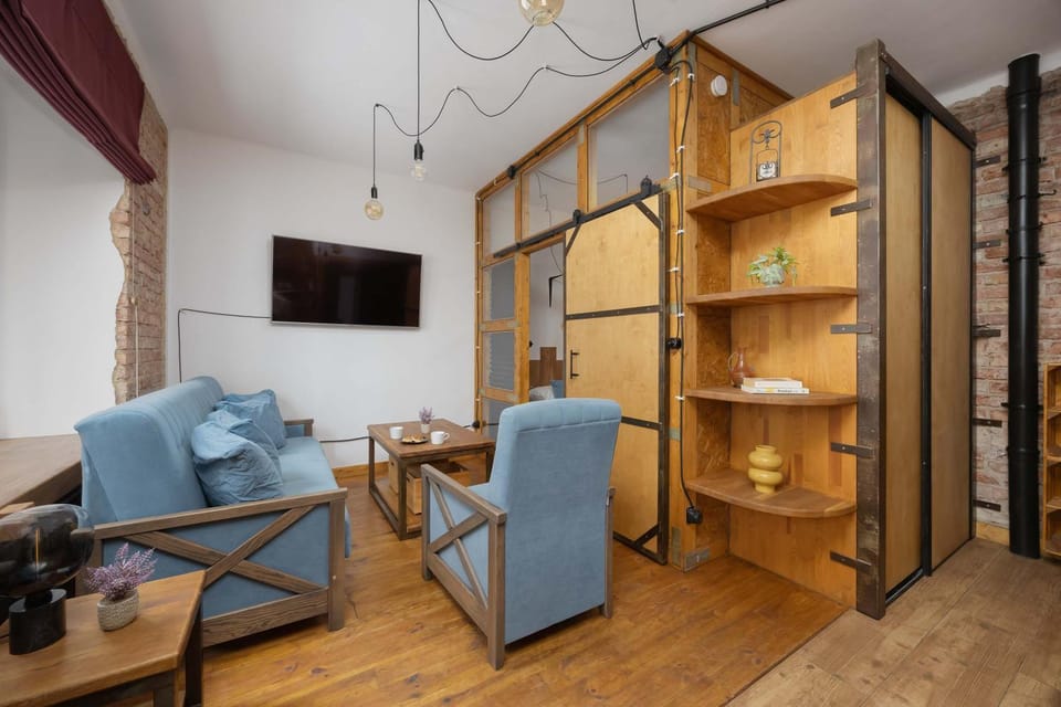 TV and multimedia, Kitchen or kitchenette, Living room, Seating area, Evening entertainment, wardrobe