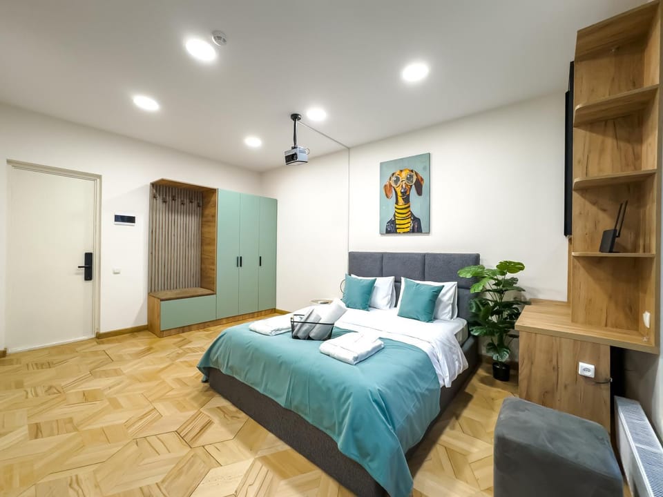 Bed, Photo of the whole room, Bedroom, wardrobe
