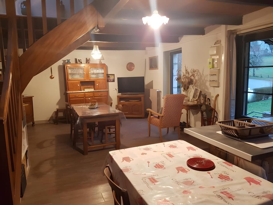 Property building, Living room