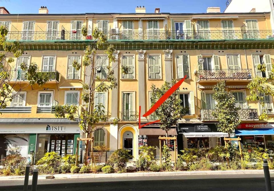 Small Duplex - Downtown - Close to Beaches Apartment in Nice