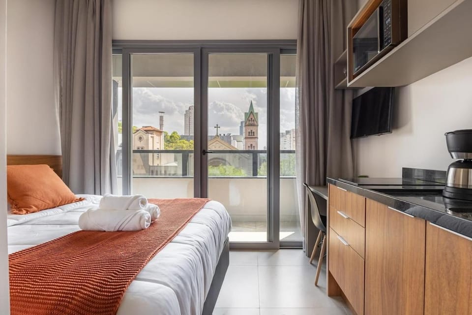 Bed, TV and multimedia, Balcony/Terrace, Kitchen or kitchenette