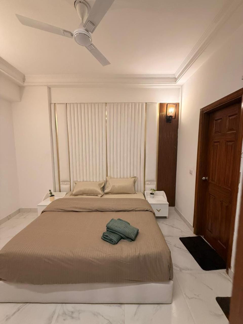 Urban calm stay near Expo mart Gr noida Apartment in Uttar Pradesh