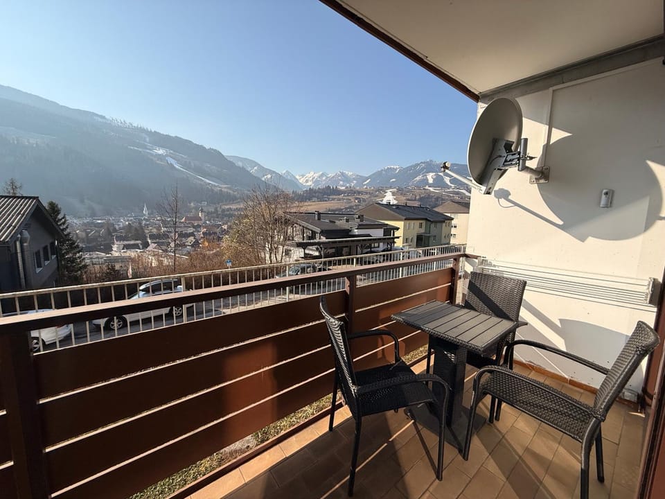 Property building, Day, Natural landscape, View (from property/room), Balcony/Terrace, Mountain view