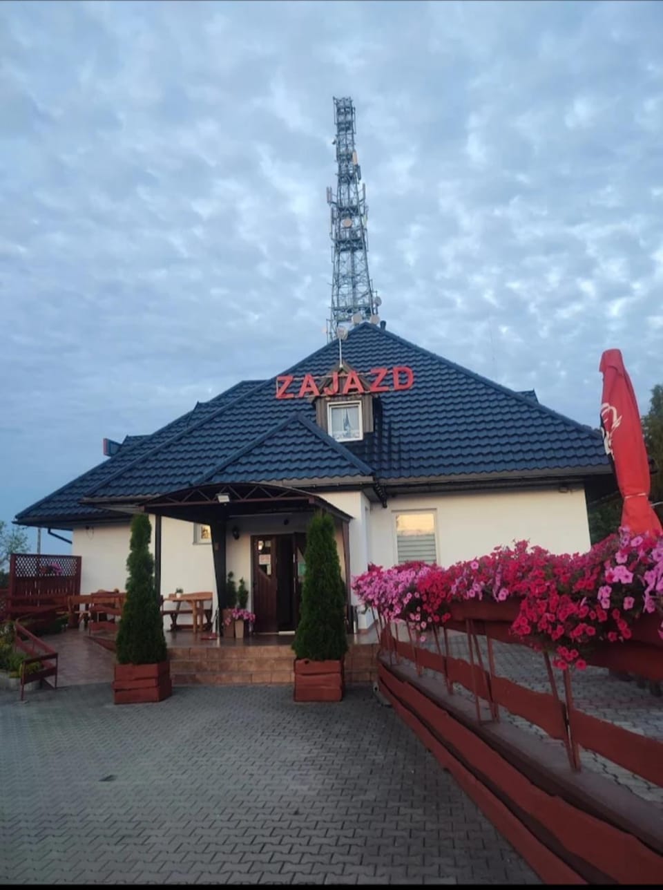Restaurant/places to eat