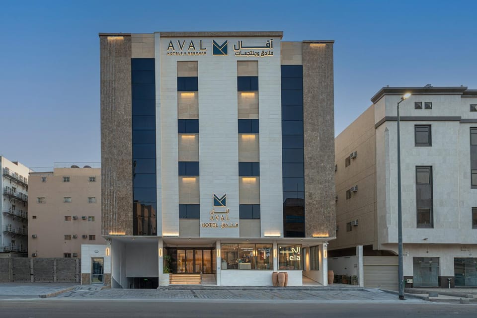 Property building, Day, Location