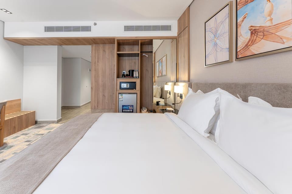 فندق آفال AVAL Hotel Hotel in Medina