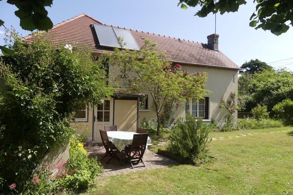 Property building, Garden view