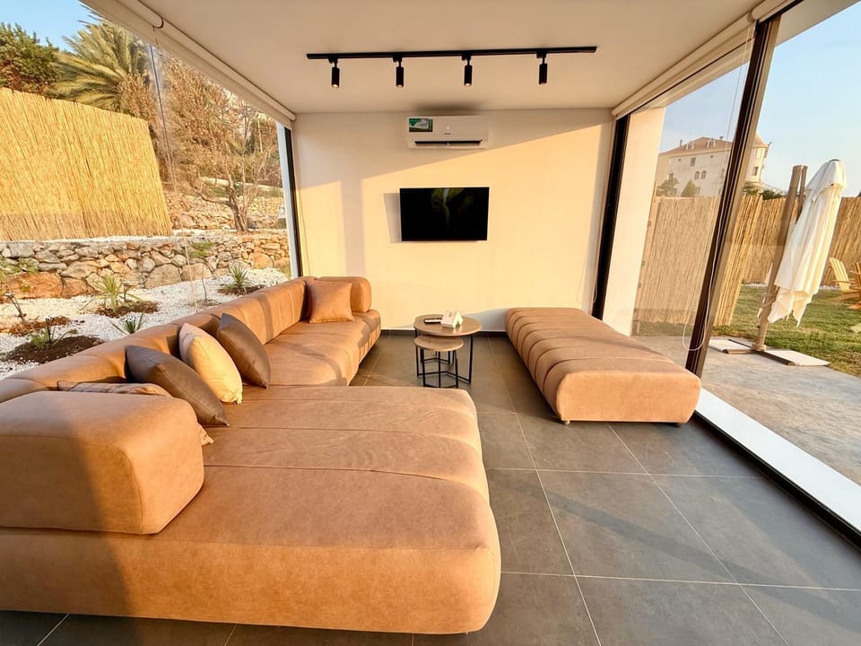 Dusk batroun Bed and Breakfast in Africa