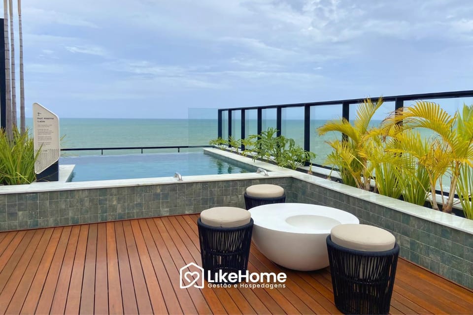 Lounge or bar, Swimming pool