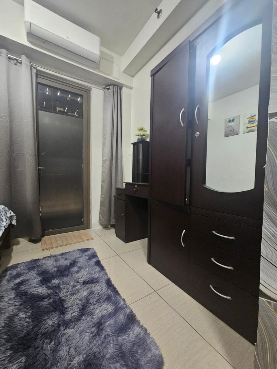 Bedroom, wardrobe