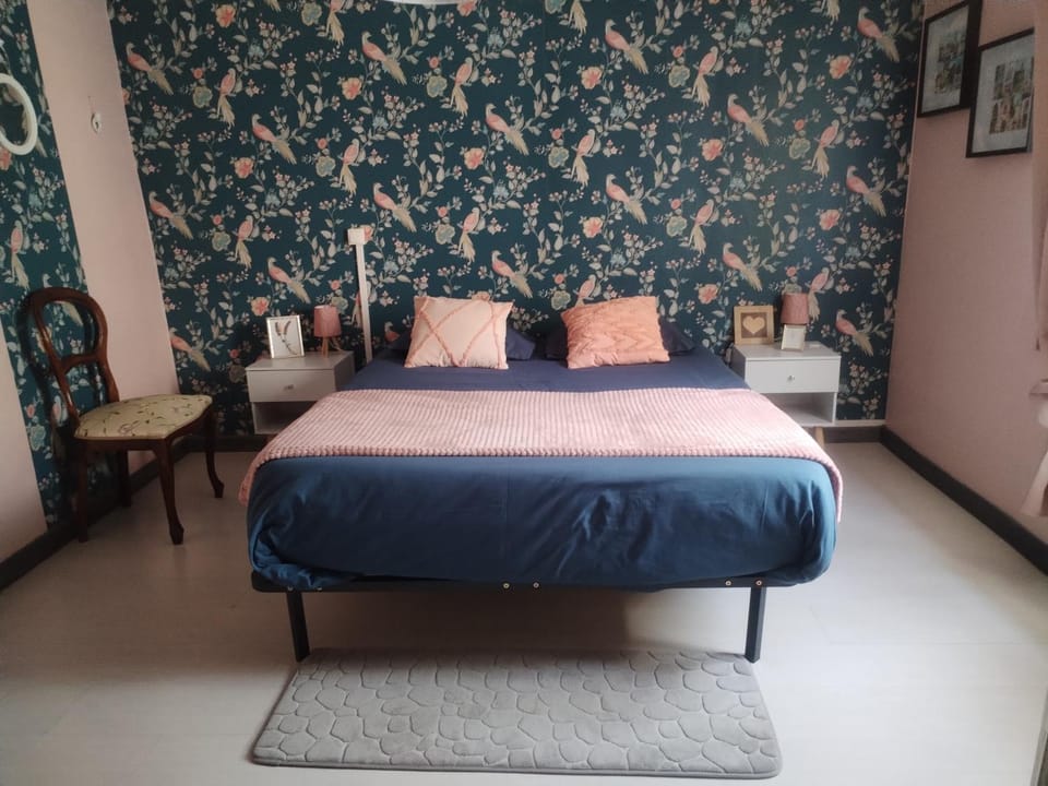 Bed, Bedroom