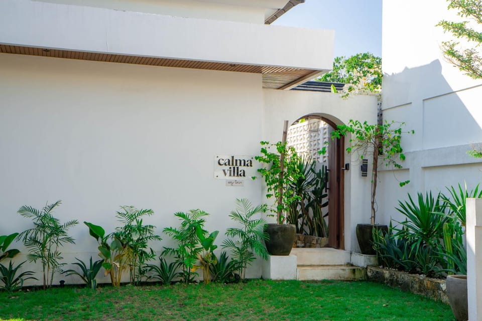 Facade/entrance, Property logo or sign, Natural landscape, Garden, View (from property/room), Garden view