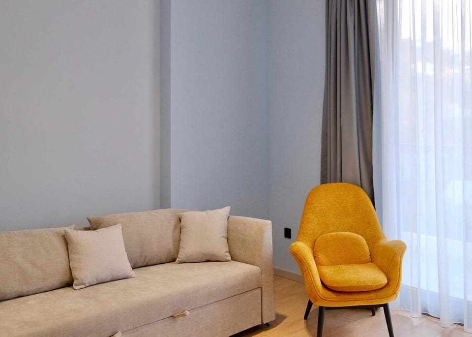 Crown Plaza Apartment Near the Beach - by Wehost Apartment in Batumi