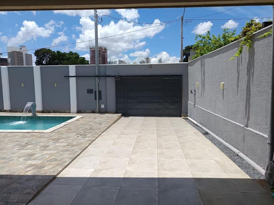 Casa 3 irmãos House in Goiania