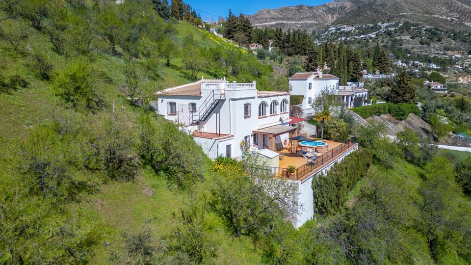 Property building, Natural landscape, Bird's eye view