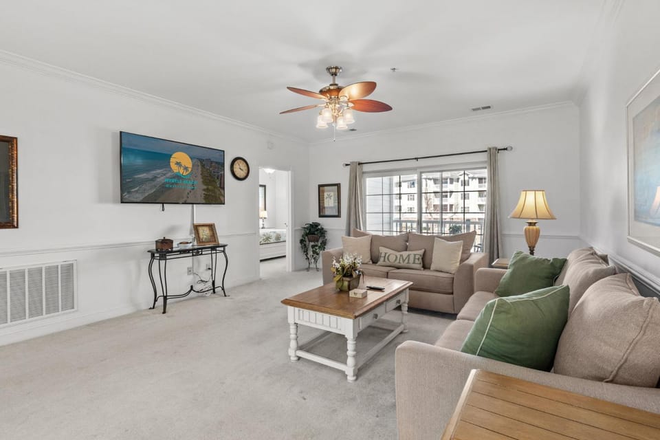 Magnolia Pointe 203 - Pond View House in Myrtle Beach