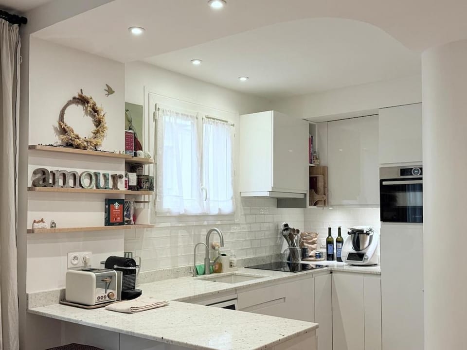 Cocon pour amoureux à Montmartre Apartment in Paris