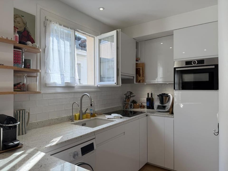 Cocon pour amoureux à Montmartre Apartment in Paris