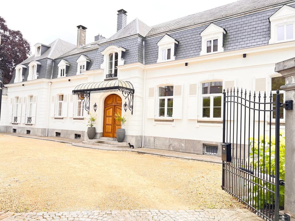 Héritage Collection - Suites Love hotel in Wallonia, Belgium